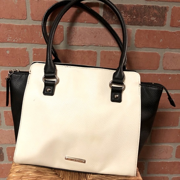 Nine West Handbags - ⬇️Nine West Black n White Tote